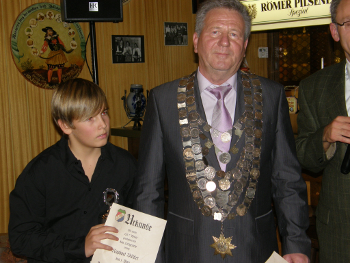 NSG Oberst Schiel 2009 - Schützenkönig Wolfgang Jungmann mit Raphael Bühler